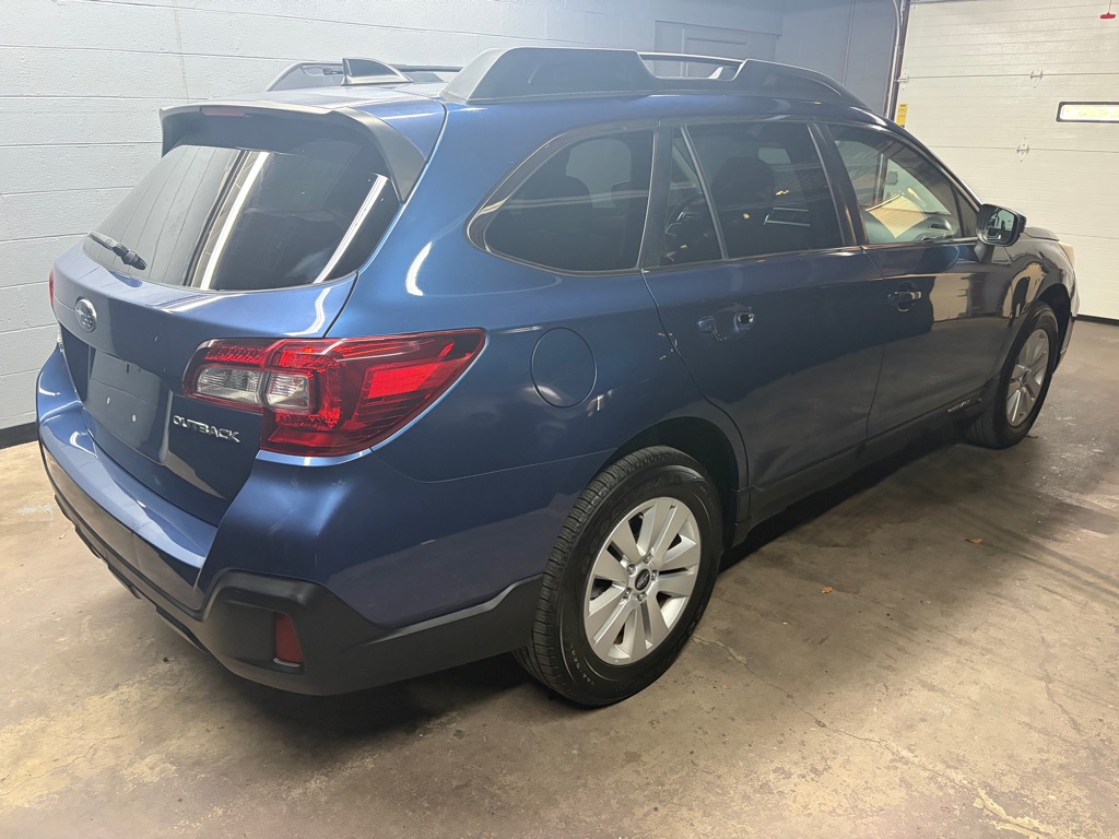 Photo 9 of this SUBARU OUTBACK