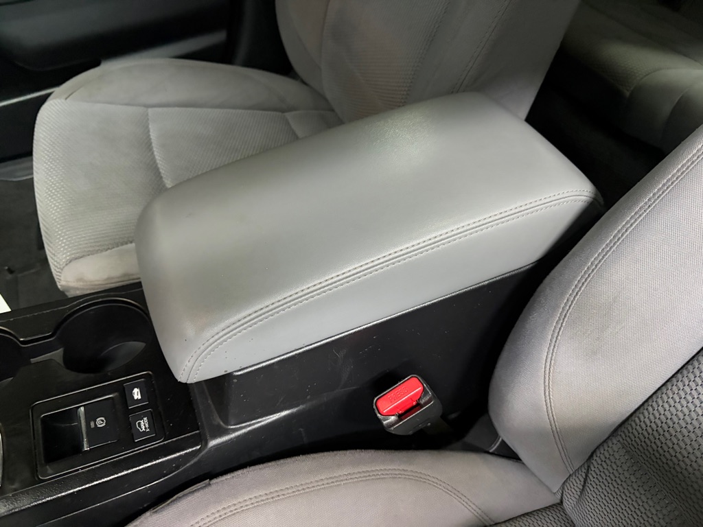 Photo 26 of this SUBARU OUTBACK