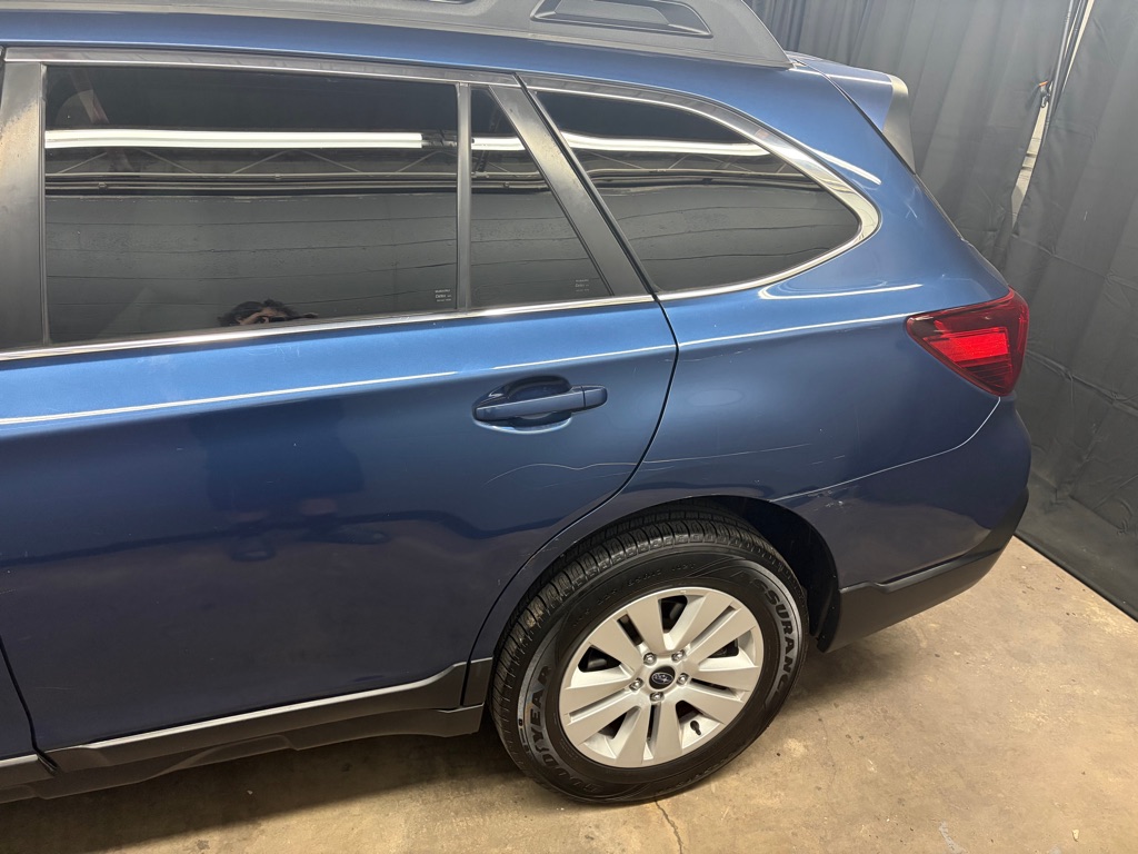 Photo 6 of this SUBARU OUTBACK