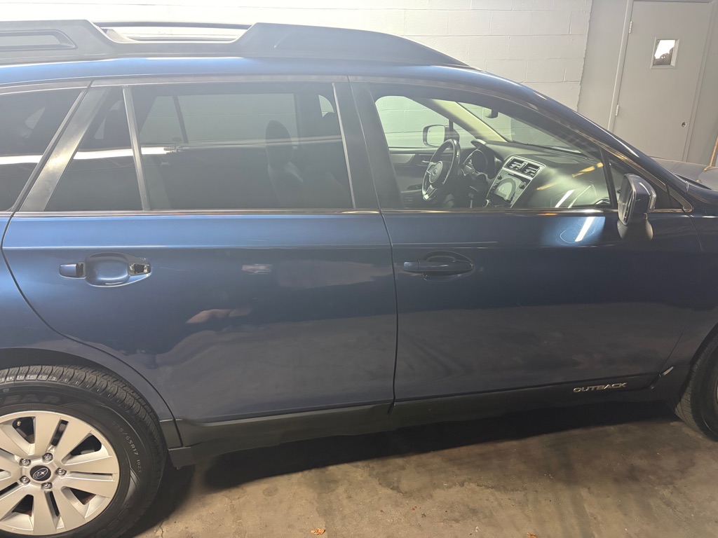 Photo 12 of this SUBARU OUTBACK