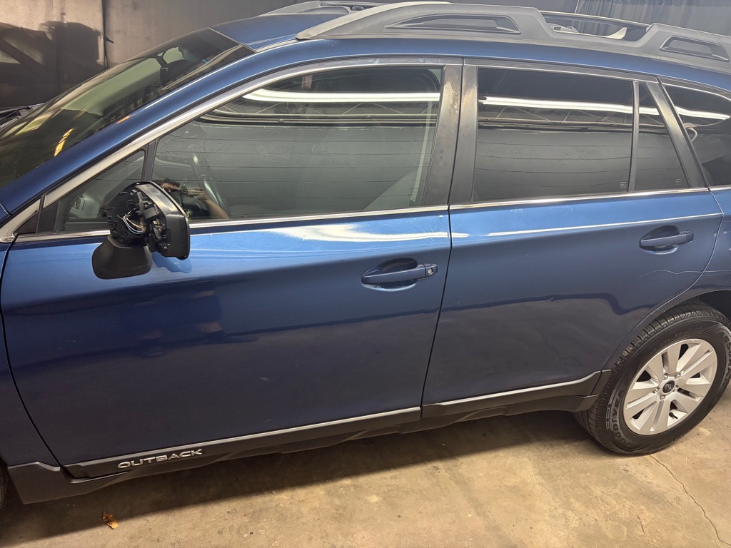 Photo 4 of this SUBARU OUTBACK