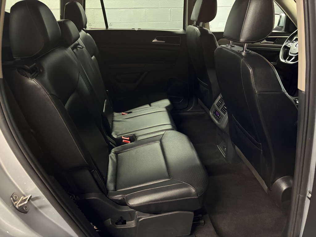 Photo 20 of this VOLKSWAGEN ATLAS