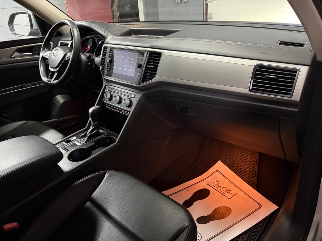 Photo 23 of this VOLKSWAGEN ATLAS
