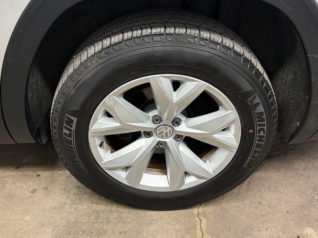 Photo 6 of this VOLKSWAGEN ATLAS