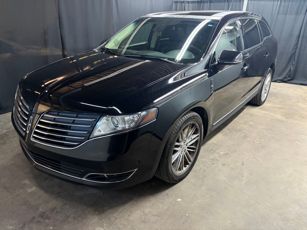 2019 LINCOLN MKT