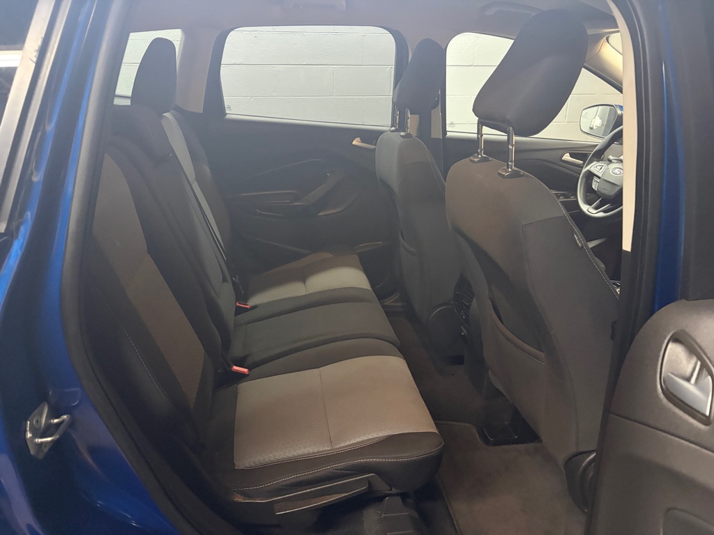 Photo 29 of this FORD ESCAPE