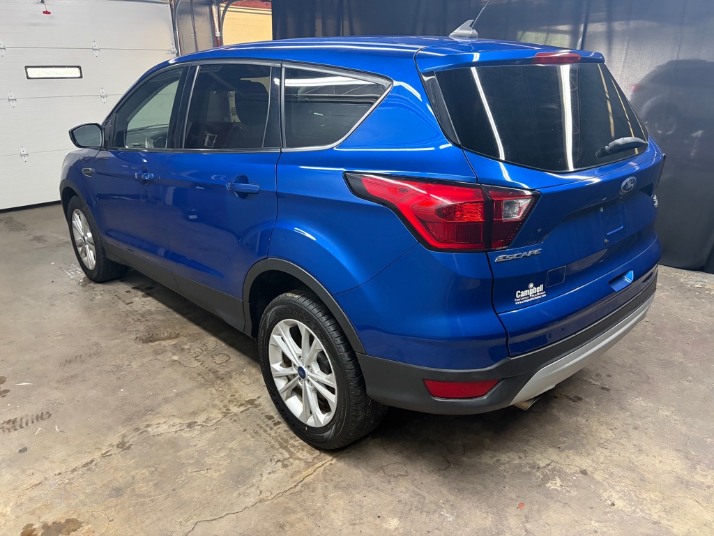 Photo 7 of this FORD ESCAPE