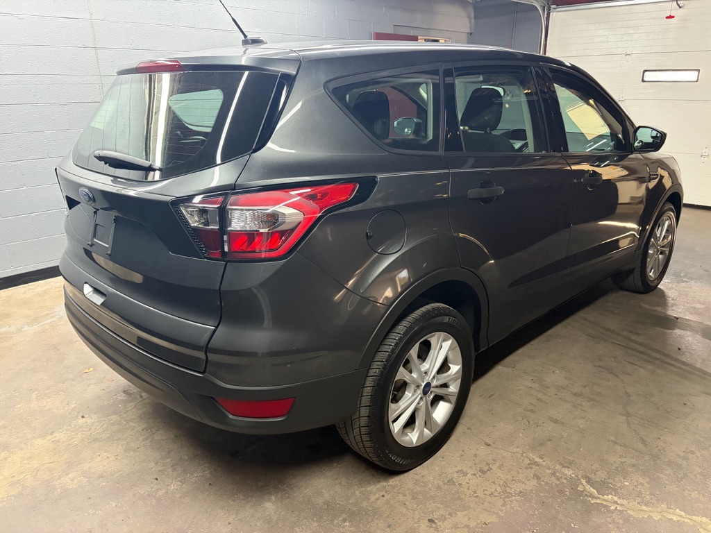 Photo 7 of this FORD ESCAPE