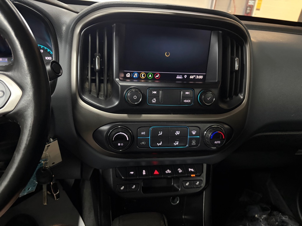 Photo 16 of this CHEVROLET COLORADO