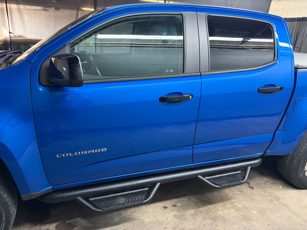 Photo 5 of this CHEVROLET COLORADO