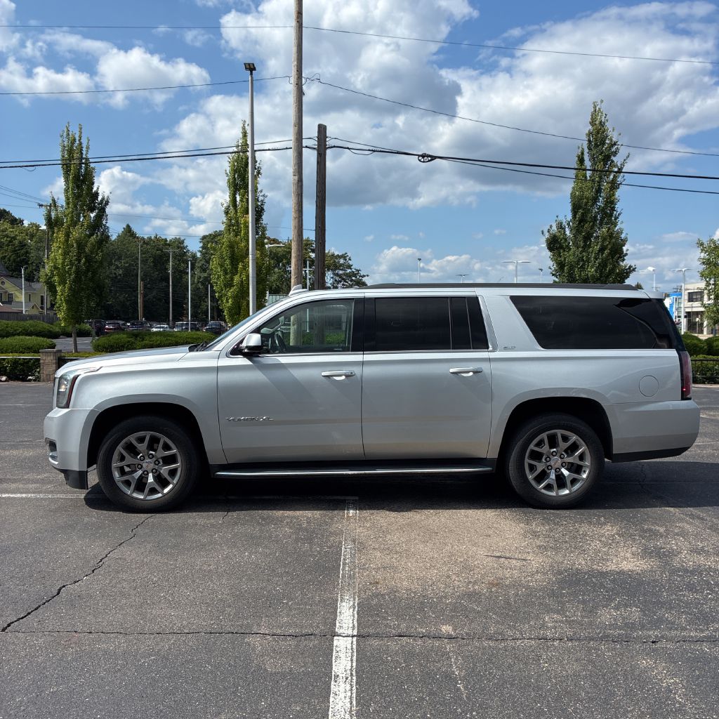 Photo 7 of this GMC YUKON XL