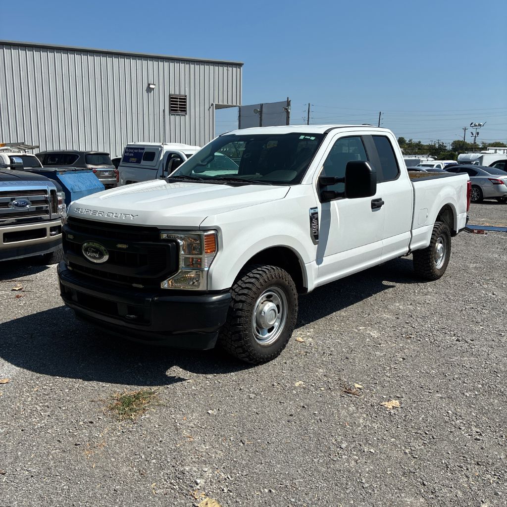 Photo 3 of this FORD F350
