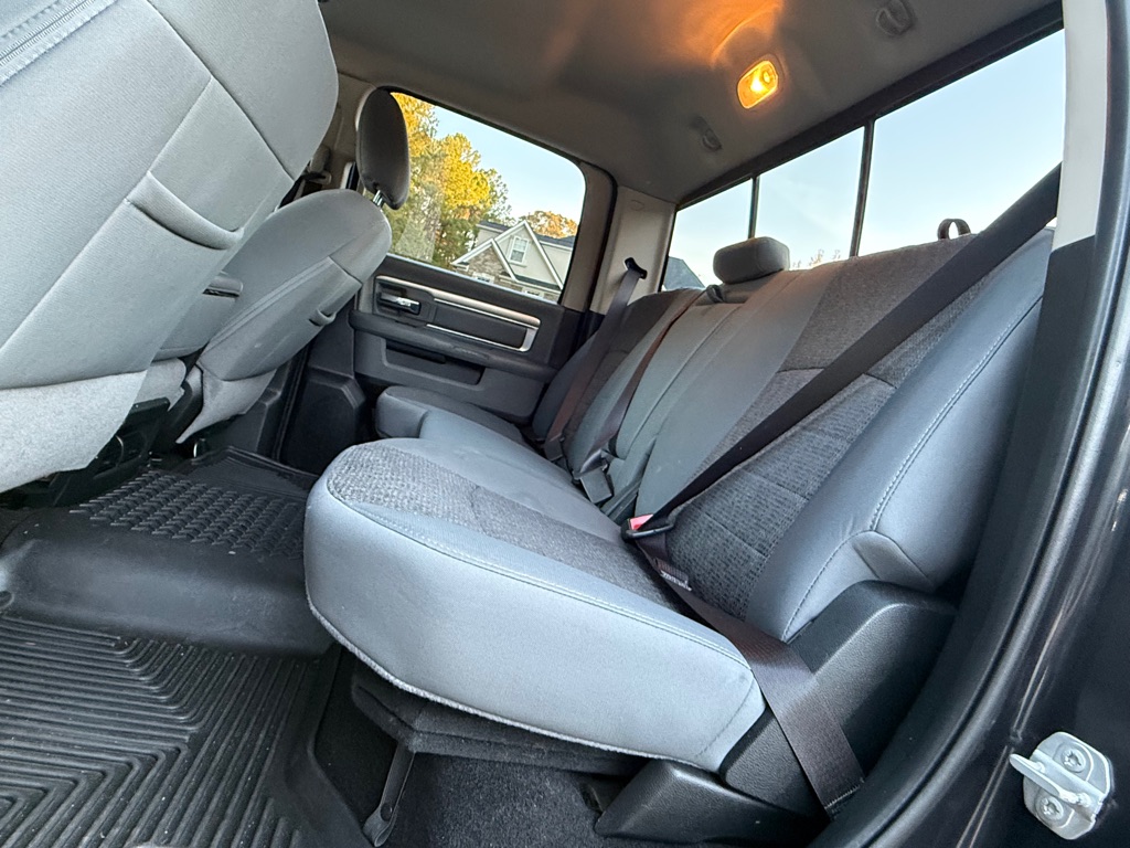 Photo 9 of this RAM 1500