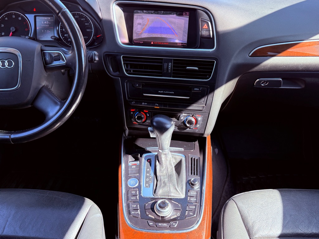 Photo 17 of this AUDI Q5