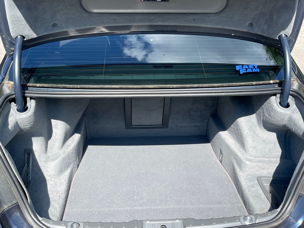 Photo 20 of this BMW 750