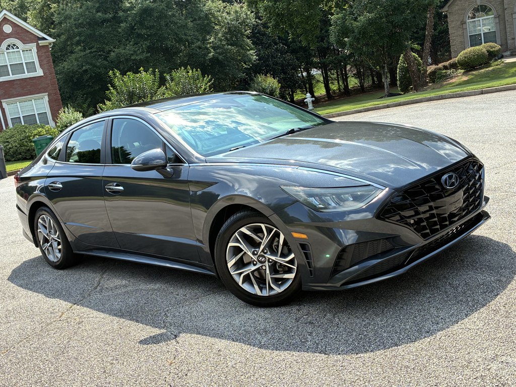 Photo 3 of this HYUNDAI SONATA
