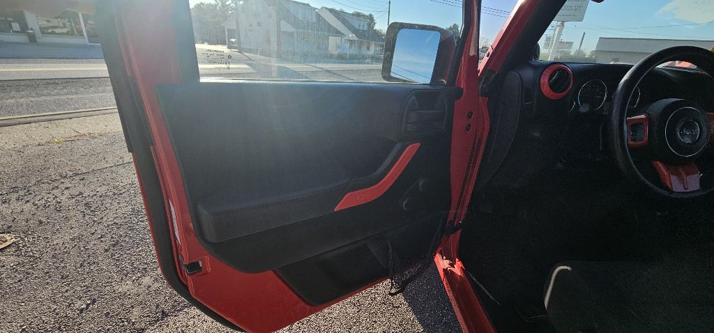 Photo 8 of this JEEP WRANGLER UNLIMI