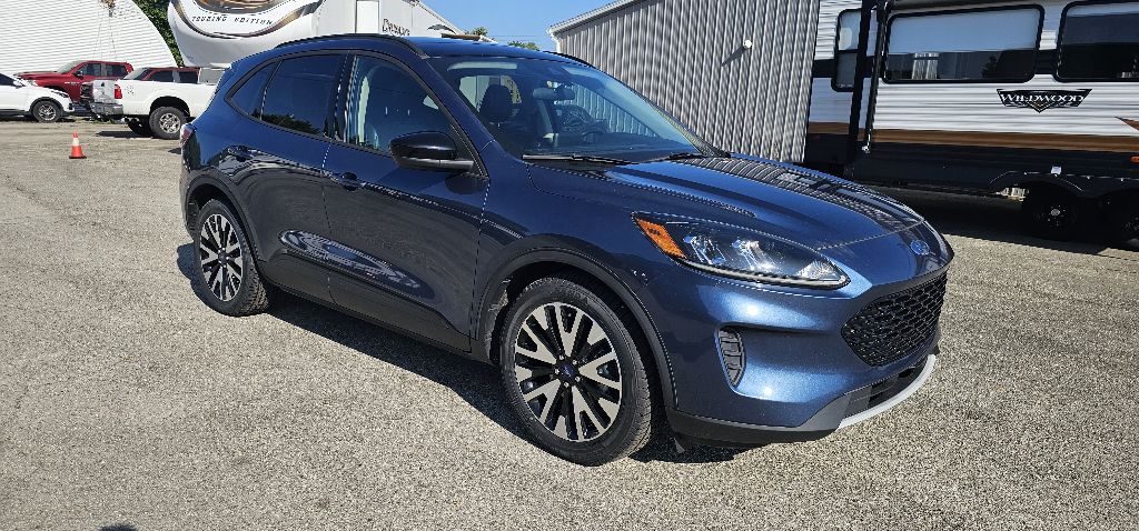 Photo 2 of this FORD ESCAPE