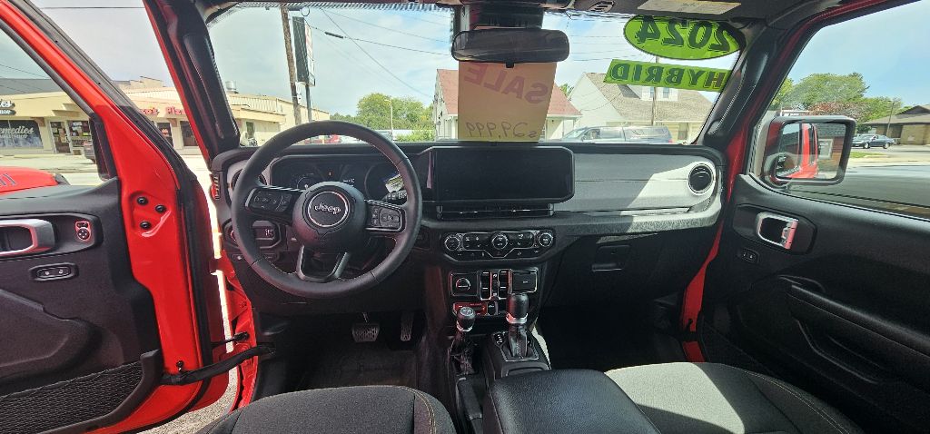 Photo 16 of this JEEP WRANGLER