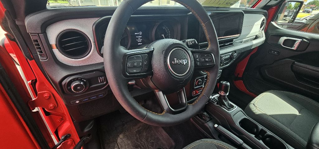 Photo 11 of this JEEP WRANGLER