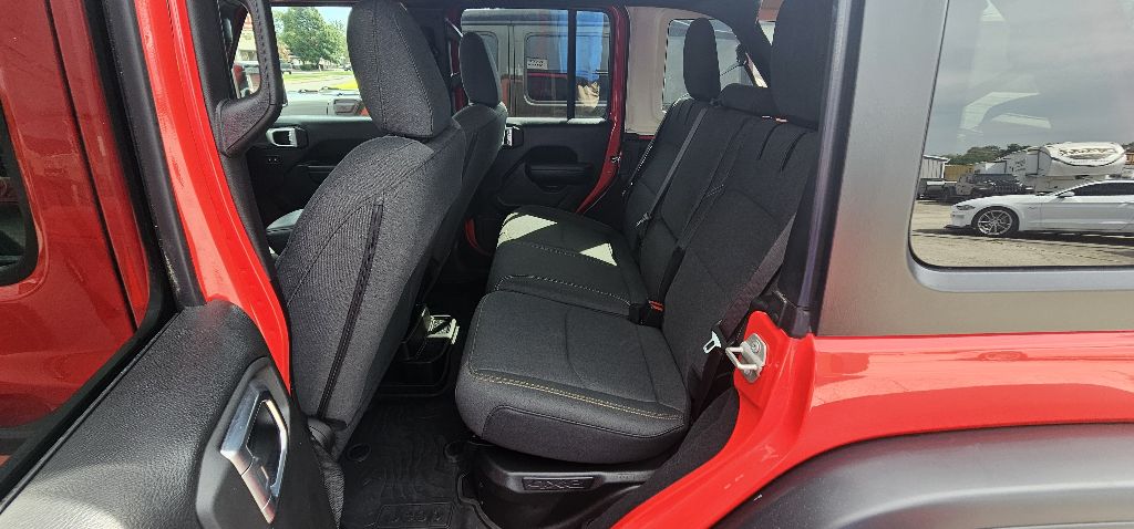 Photo 6 of this JEEP WRANGLER