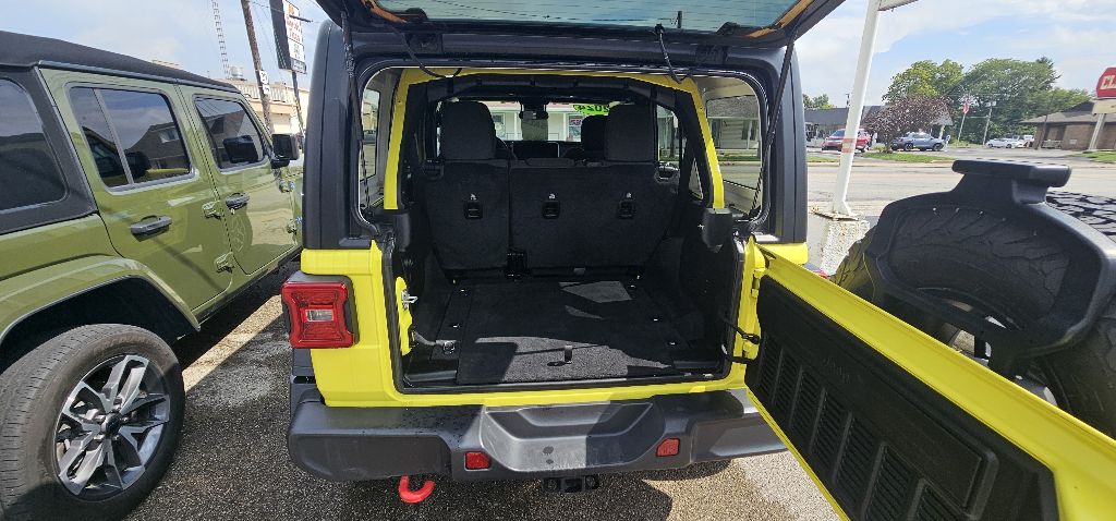 Photo 7 of this JEEP WRANGLER