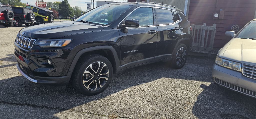 Photo 4 of this JEEP COMPASS