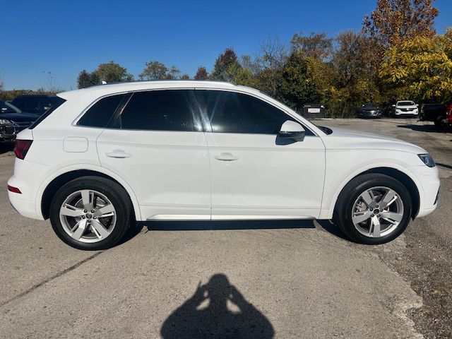 Photo 7 of this AUDI Q5