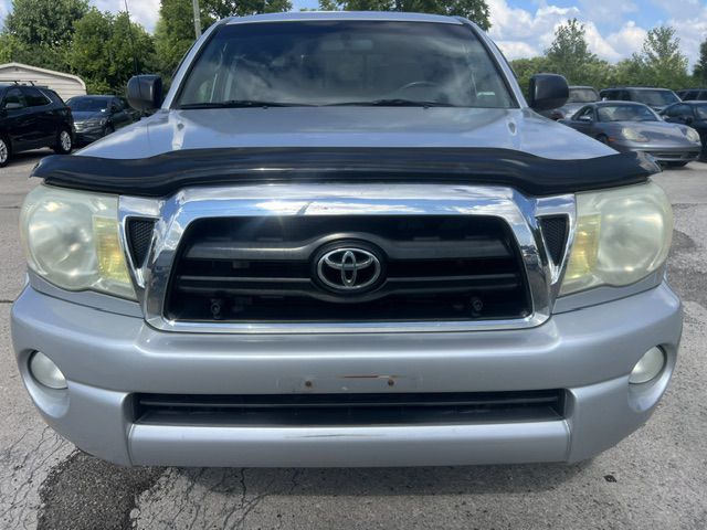 Photo 2 of this TOYOTA TACOMA