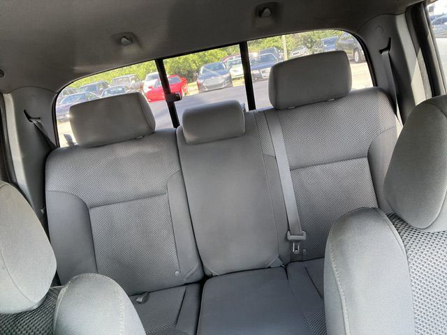 Photo 11 of this TOYOTA TACOMA