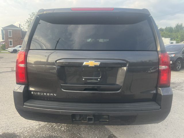 Photo 5 of this CHEVROLET SUBURBAN