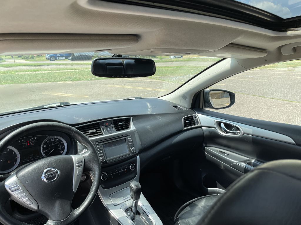 Photo 10 of this NISSAN SENTRA
