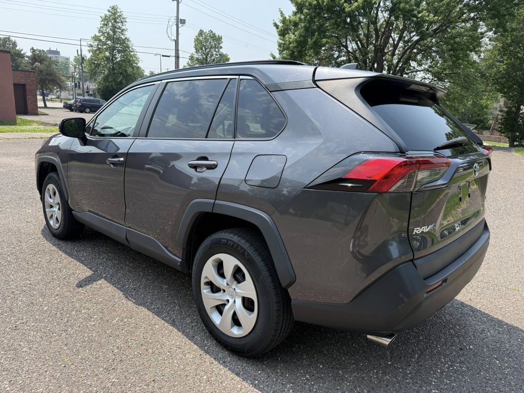 Photo 3 of this TOYOTA RAV4