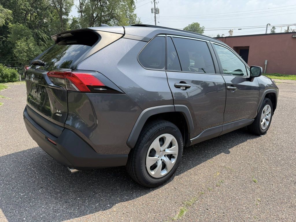 Photo 6 of this TOYOTA RAV4