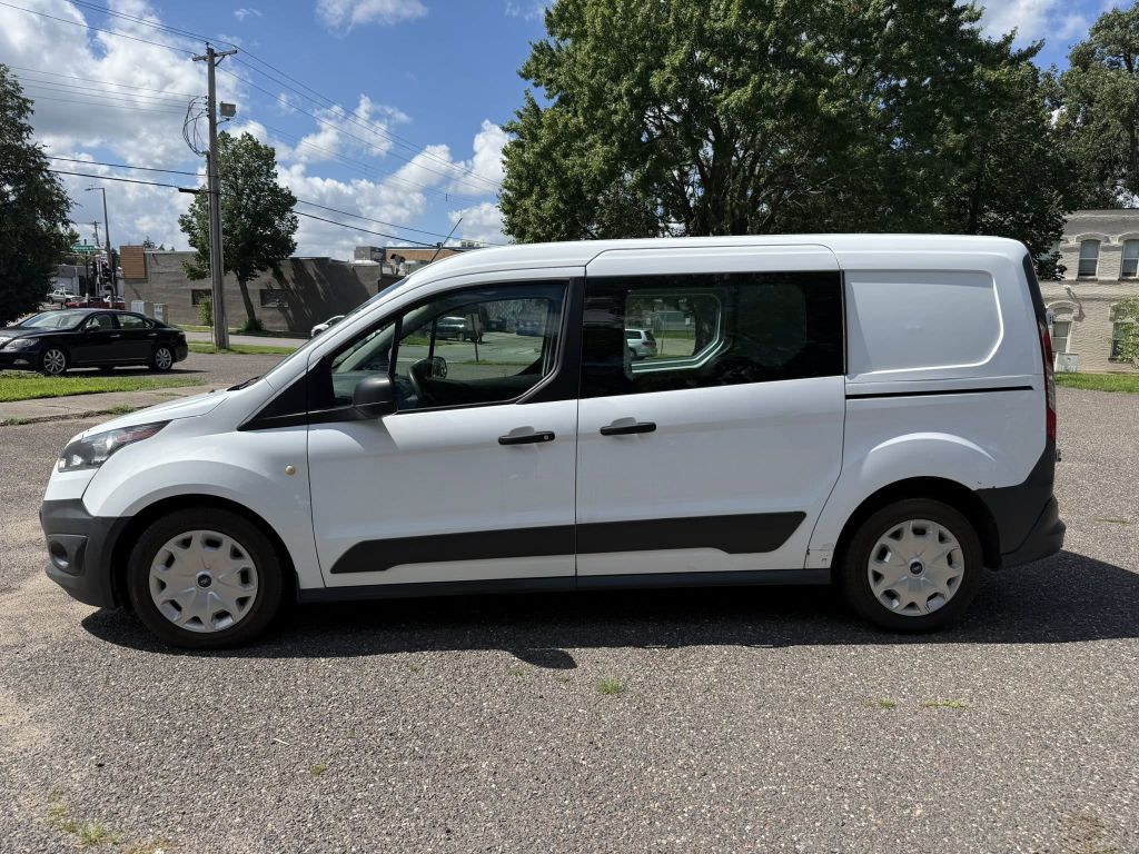 Photo 2 of this FORD TRANSIT CONNECT