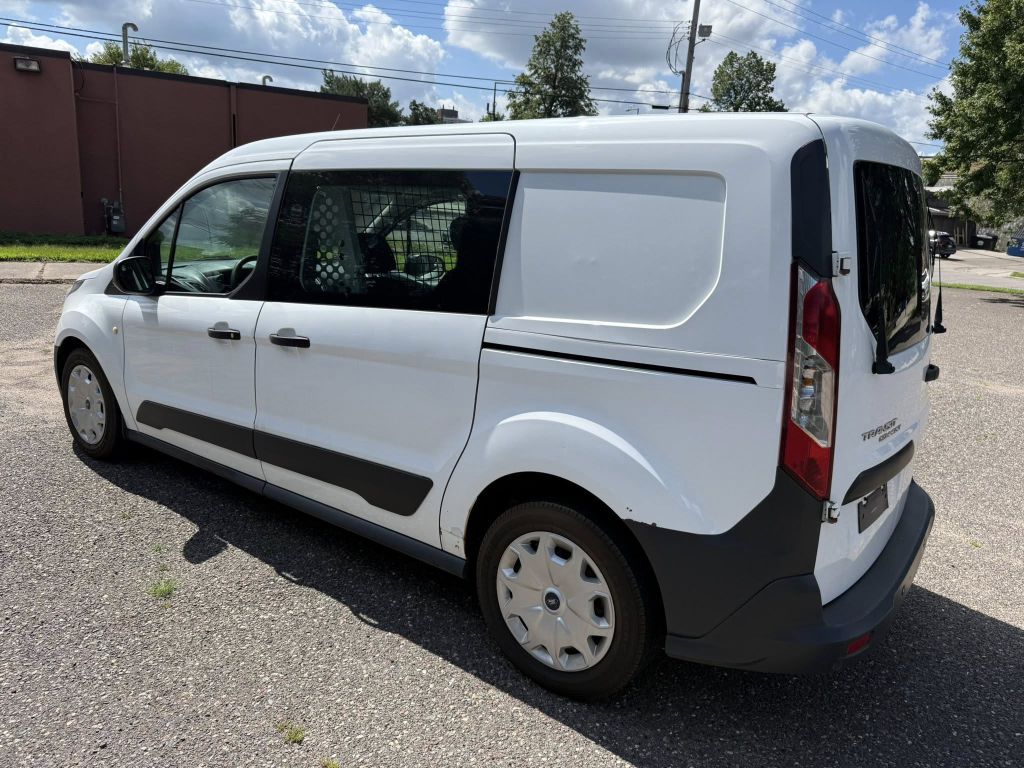 Photo 3 of this FORD TRANSIT CONNECT