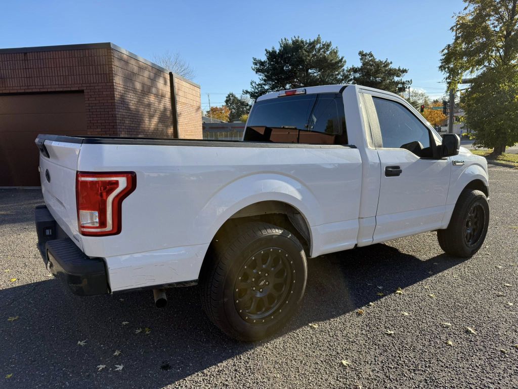 Photo 7 of this FORD F150