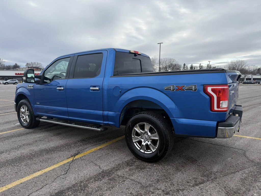 Photo 4 of this FORD F150