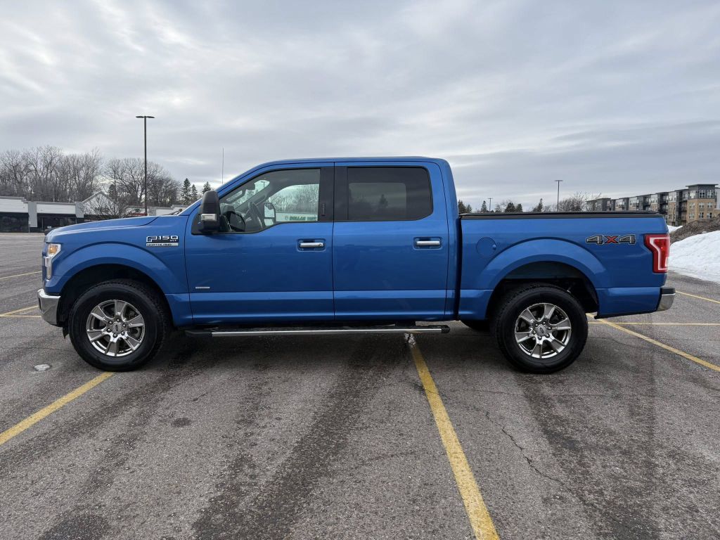 Photo 3 of this FORD F150