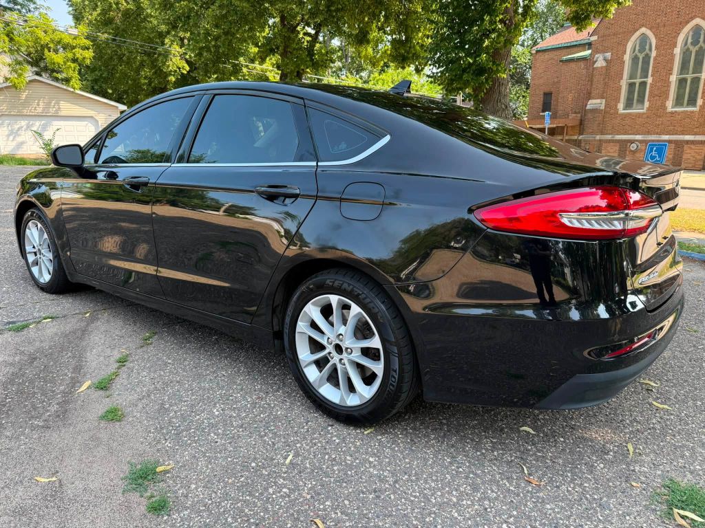 Photo 4 of this FORD FUSION