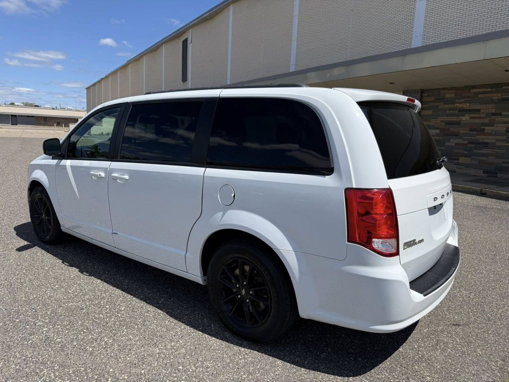 Photo 3 of this DODGE GRAND CARAVAN