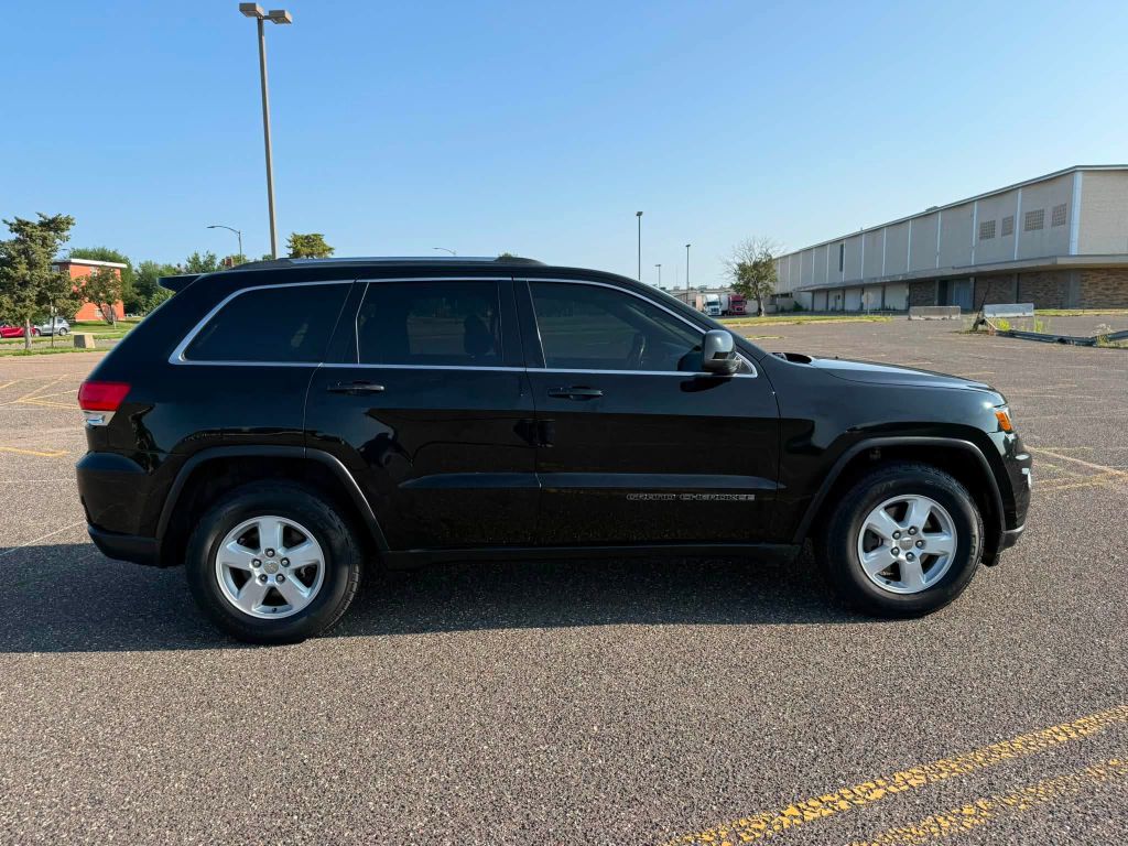 Photo 5 of this JEEP GRAND CHEROKEE