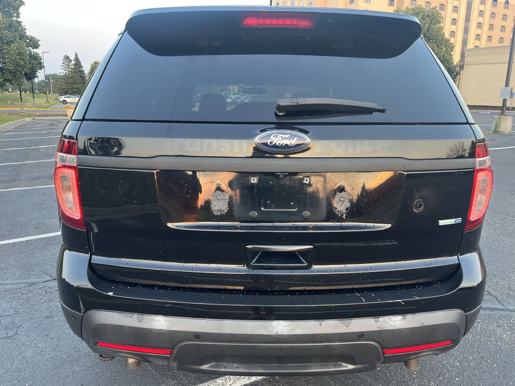 Photo 6 of this FORD EXPLORER