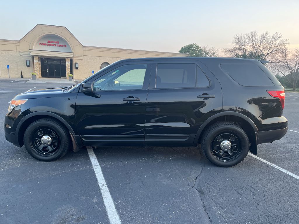 Photo 8 of this FORD EXPLORER