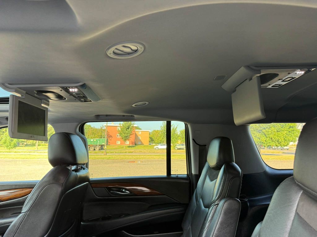 Photo 12 of this CADILLAC ESCALADE