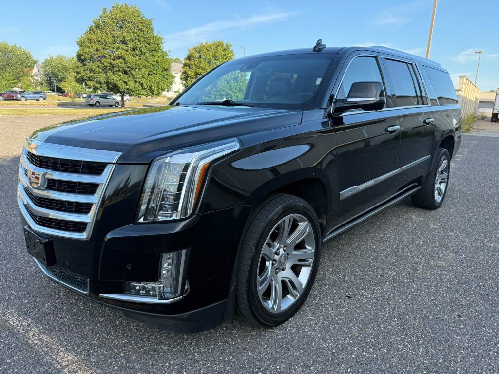 Photo 2 of this CADILLAC ESCALADE