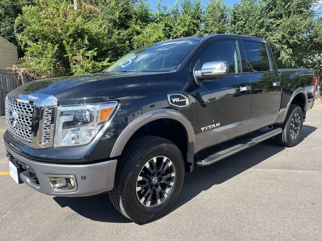 Photo 2 of this NISSAN TITAN