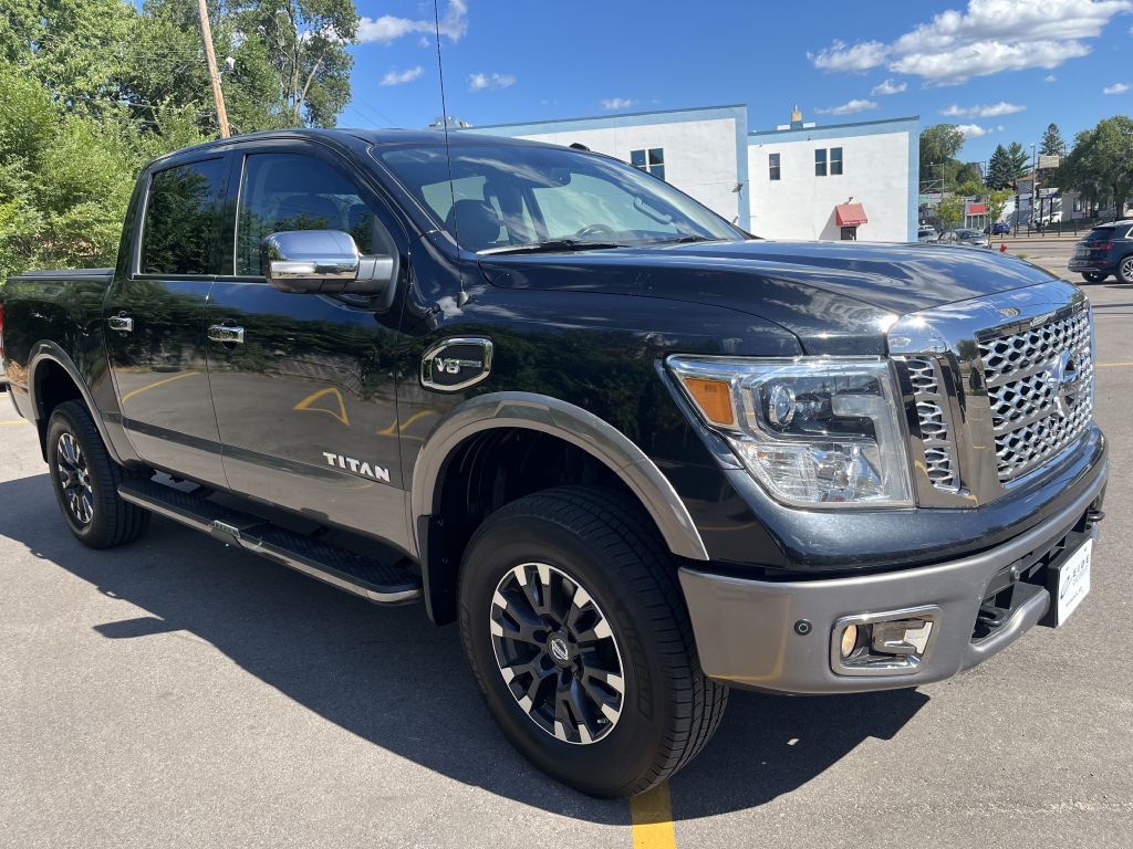Photo 3 of this NISSAN TITAN
