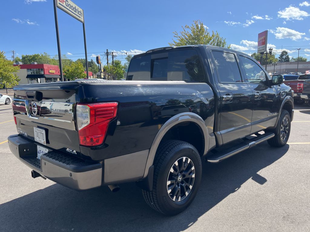 Photo 5 of this NISSAN TITAN