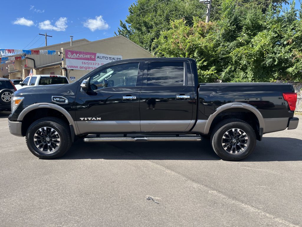 Photo 7 of this NISSAN TITAN